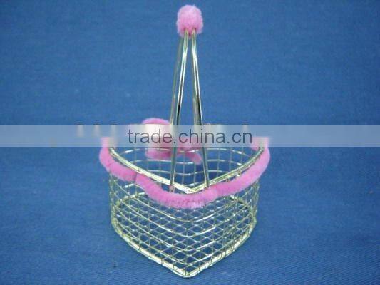 Small wire Art&Collectible decorative with wool rope basket with fixed handle