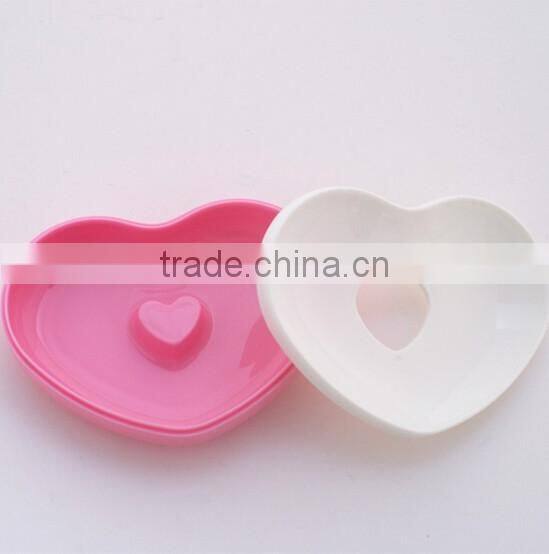 lovely heart shape soap case /plastic soap tray /plastic soap box