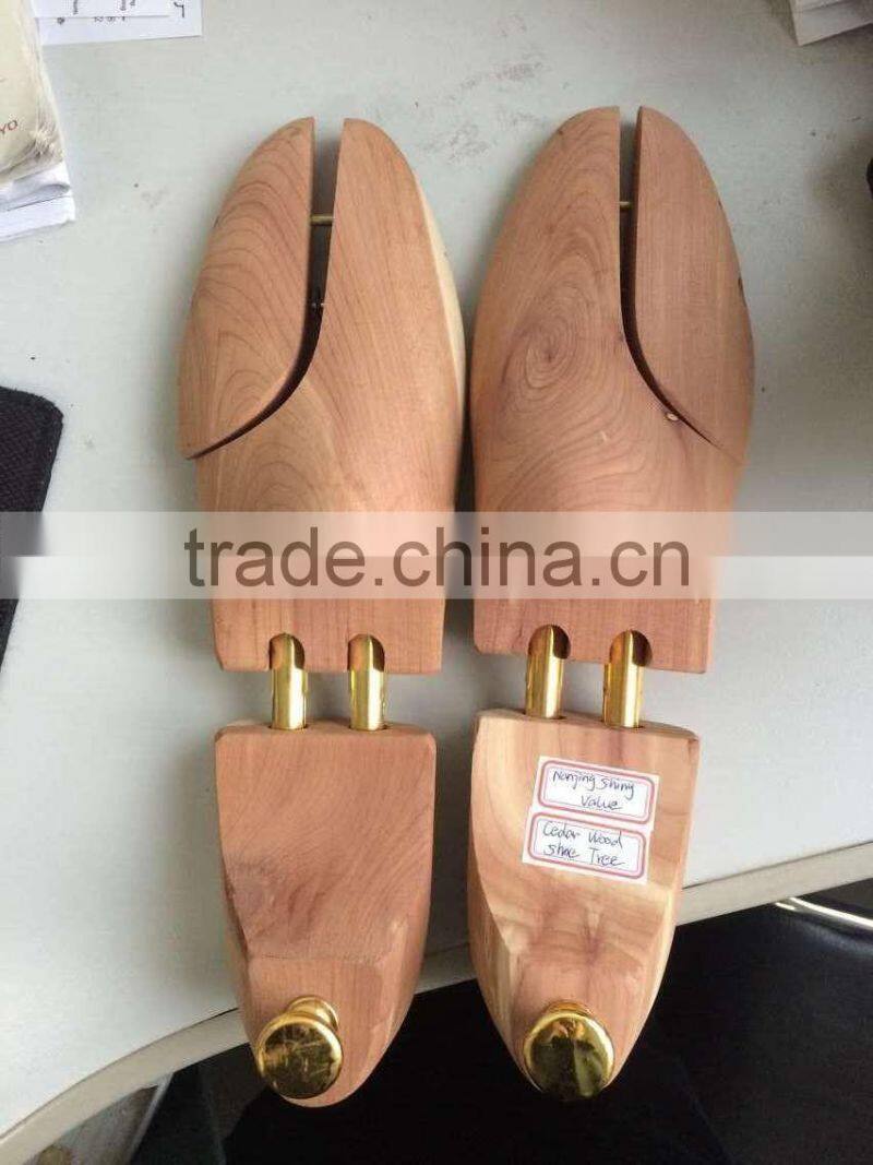 High quality wholesale cedar shoe tree for men