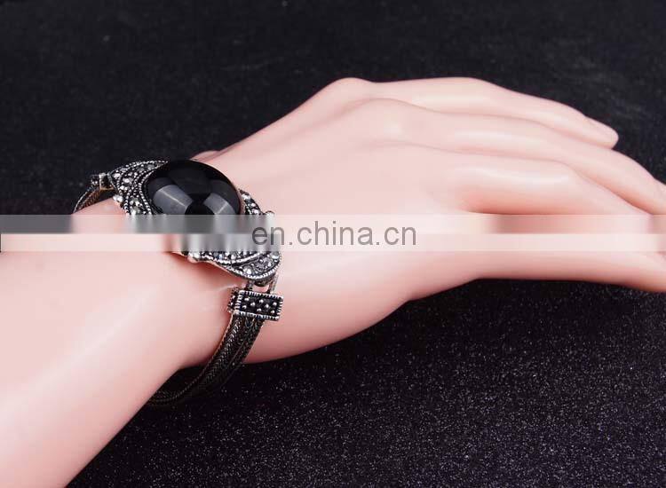 Retro exaggerated alloy multicolor gemstone bracelet, Enamel fashion jewelry bracelets, Onyx Bracelet