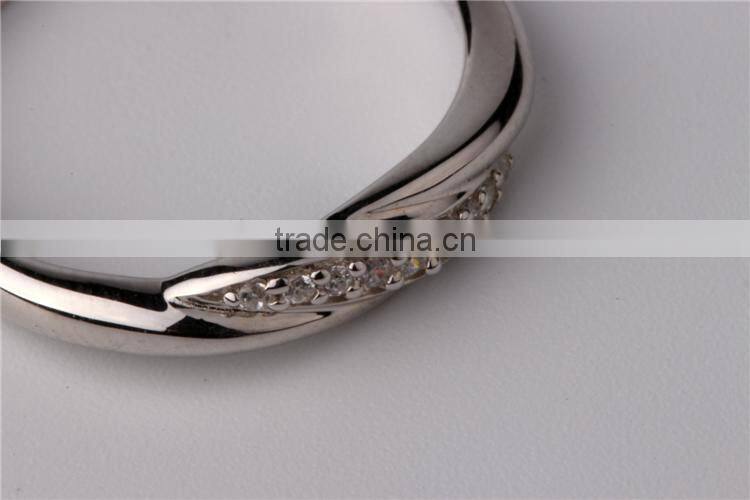 wholesale China factory high quality low price silicone wedding ring silver ring with zircon