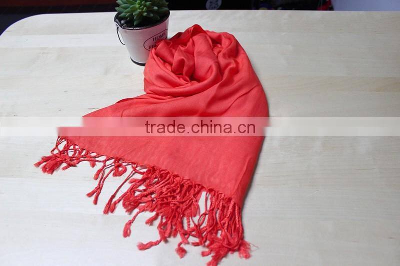 Fashionable modal long tassel scarf factory wholesale women muslim head scarf