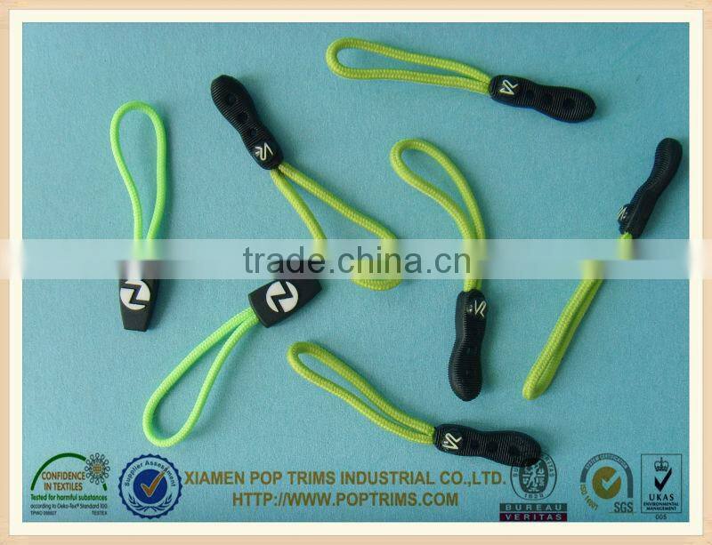 soft pvc custom rubber zipper puller