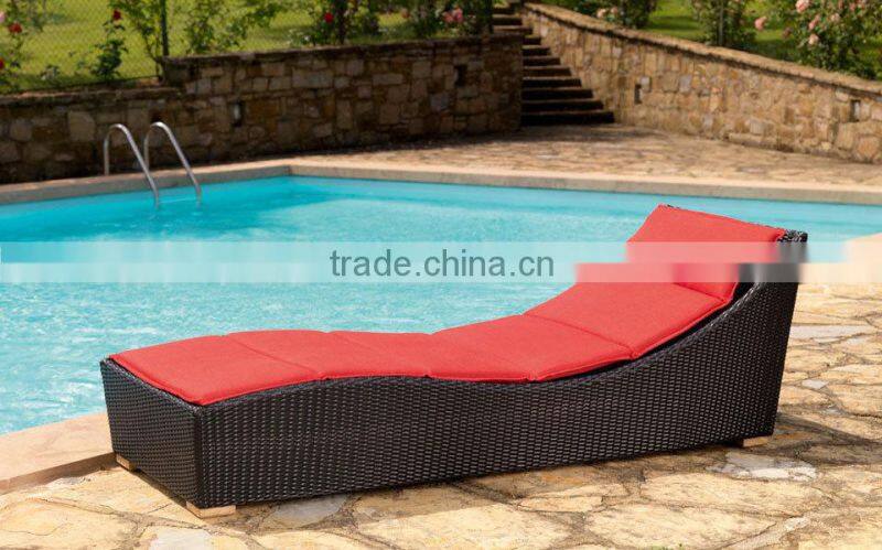Rattan Outdoor Furniture Sun Lounger - High quality outdoor furniture design