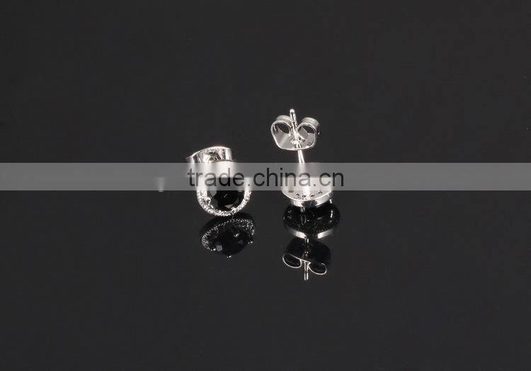 KSTONE 2015 shiny white gold stud earring with CZ black stone
