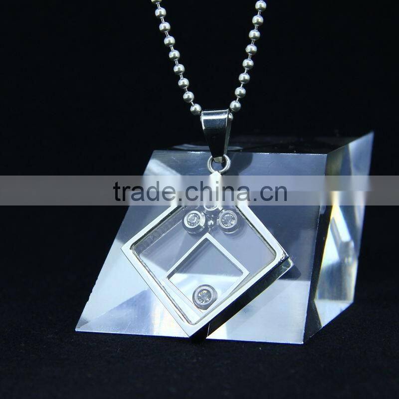 Wholesale Custom Glass Pendant for women fashion