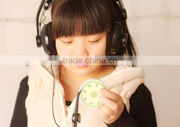 Headphone cable holder,bobbin winder