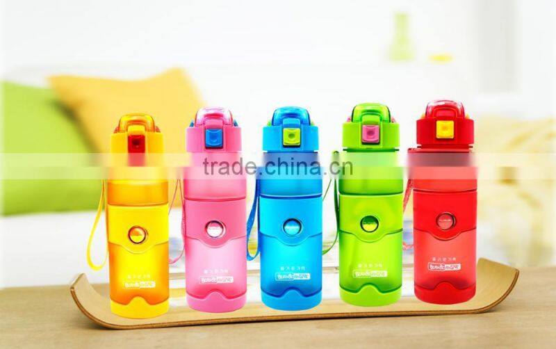 OEM stock factory wholesale Different color refillable bpa free round PCTG sport 420ml 600nl sport bottle plastic water bottle