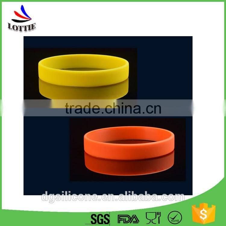 Promotional Colorful Debossed Cheap custom silicone wristbands
