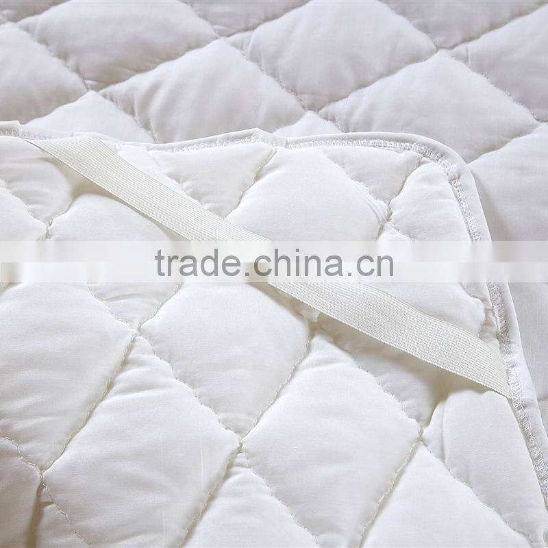 5 Stars hotel 100% cotton patchwork quilted design waterproof mattress protector cover