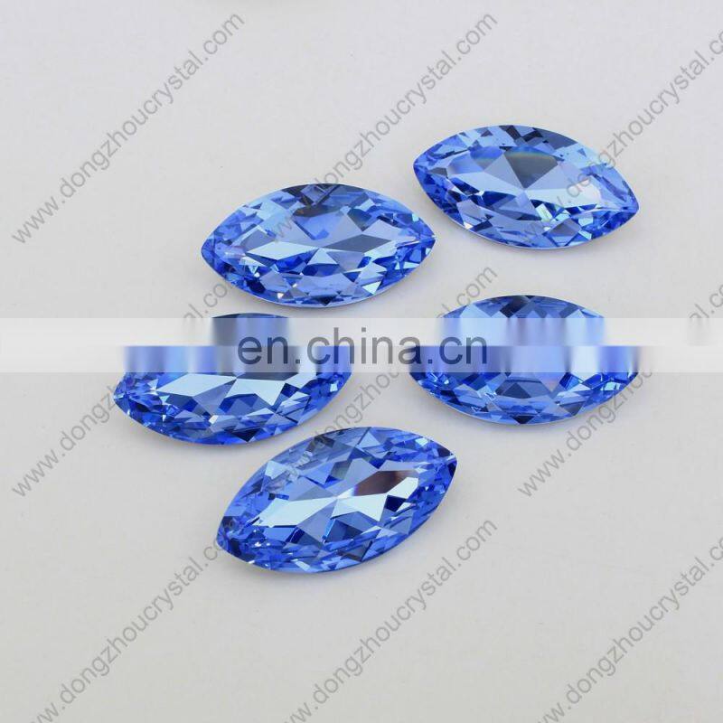 Horse sharp-eyed glass stone