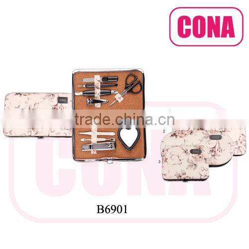 Manicure pedicure set kit tool