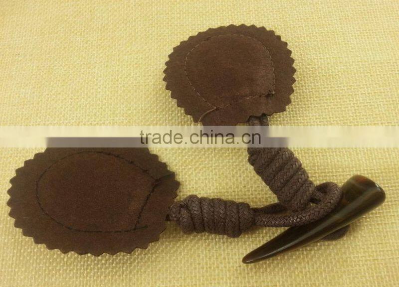 PU toggle button for coats - -T1536