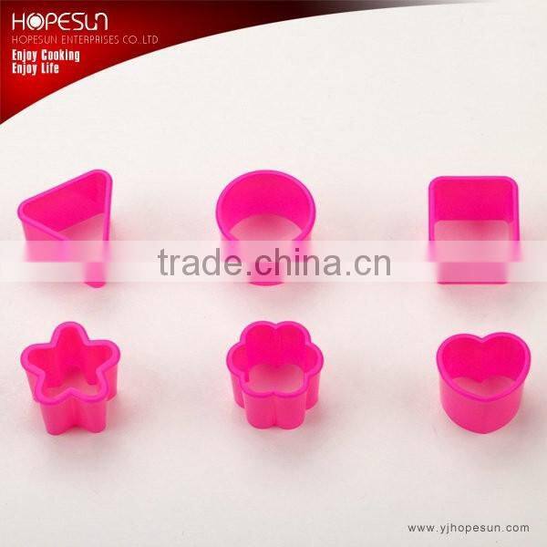 Newfangled colorful 6 pcs plastic cookie cutter set