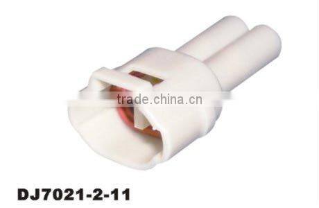 auto plug DJ7021-2-21