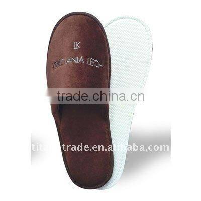 cheap hotel slippers