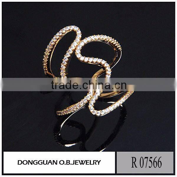 Costume jewelry supplies fashion black gold jewelry green stone finger ring