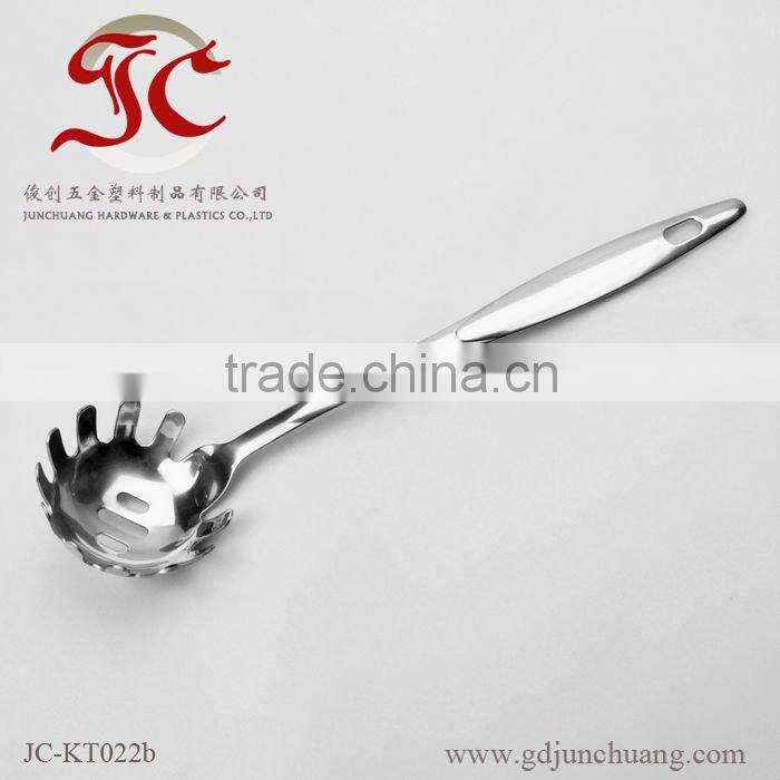 Whole stainless steel heat resistant spaghetti spoon server