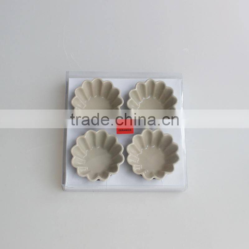 Set of 4 flower shaped ceramic tapas serving dish set