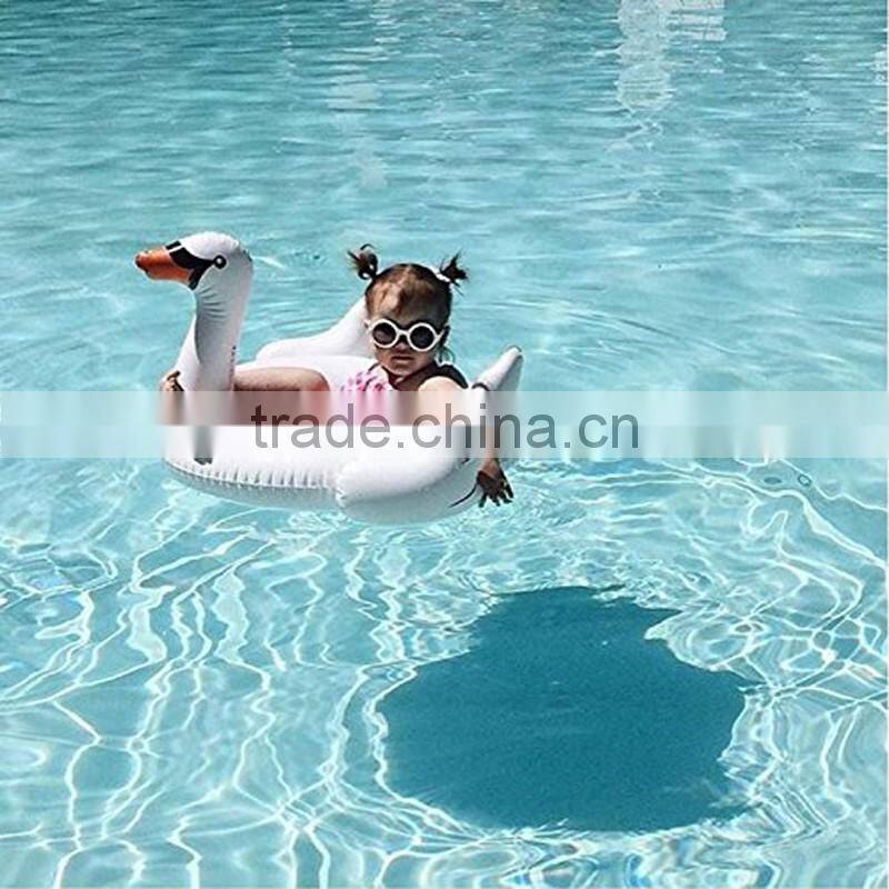 2017 hot selling inflatable swan baby pool float outdoor swim ring and raft water party toys for kids