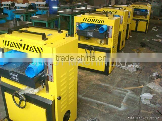 Heavy thicknesser PT260 with Max.sawing width 420mm and Max.cutting thickness 200mm and Max.planing depth 5mm