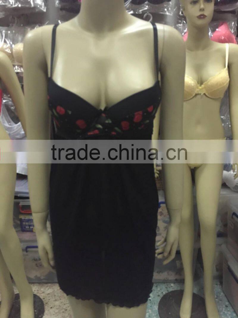 2016 New arrival sexy lingerie with fantasitic decorative flower and lace