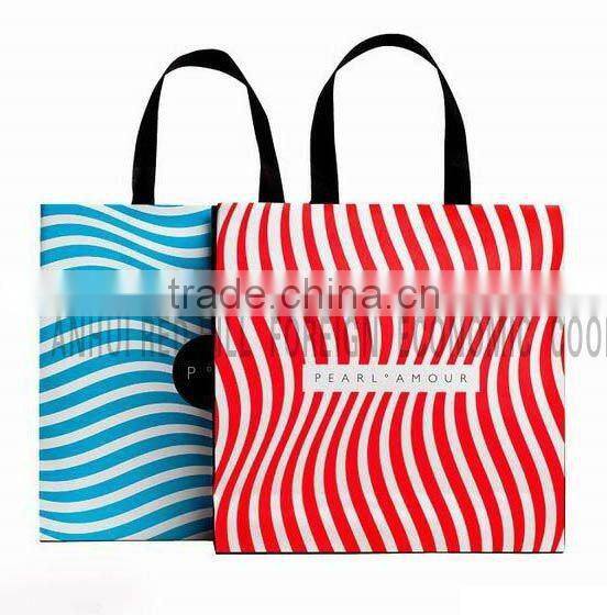 Stylish mini paper shopping bag