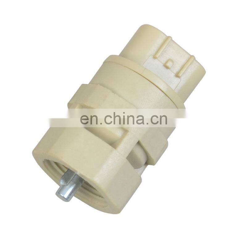 Auto Parts Yellow Gear Mileage Speed Meter sensor OEM 9973779200 Wheel Speed Sensor for Mitsubishi Isuzu