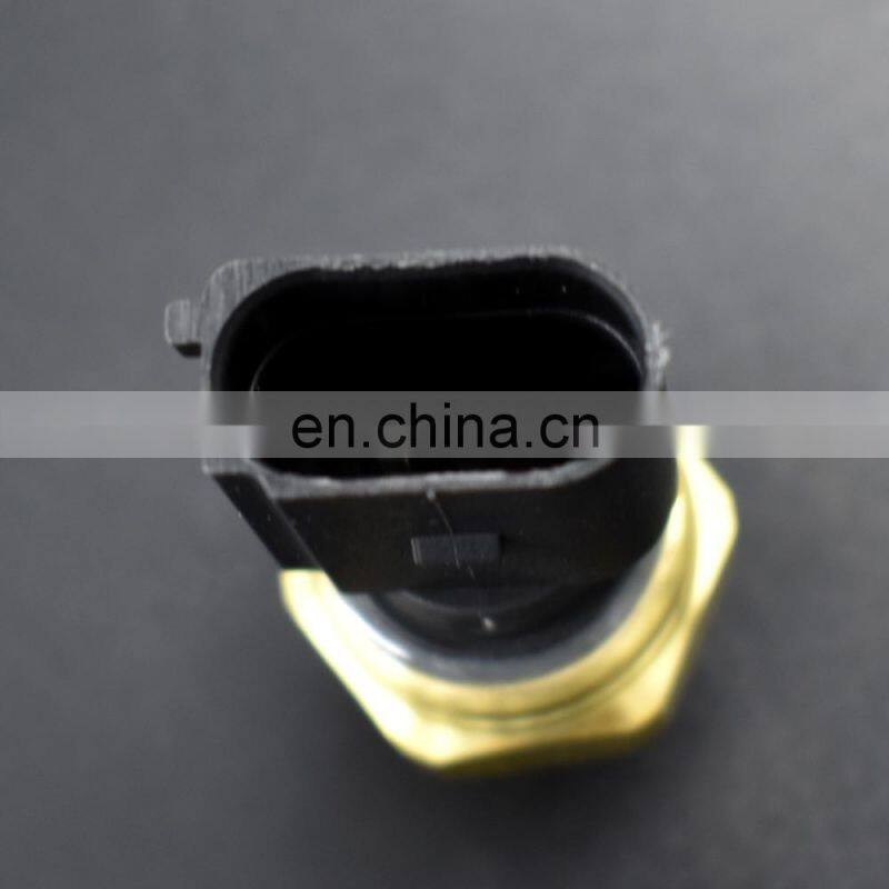 New Oil Pressure Sensor for 2000-2003 Freightliner Kenworth Cummins 4921475