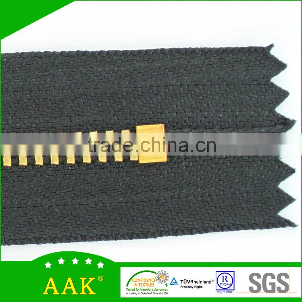 Ladies jeans factory china matching production 4# brass y teeth C/E zippers