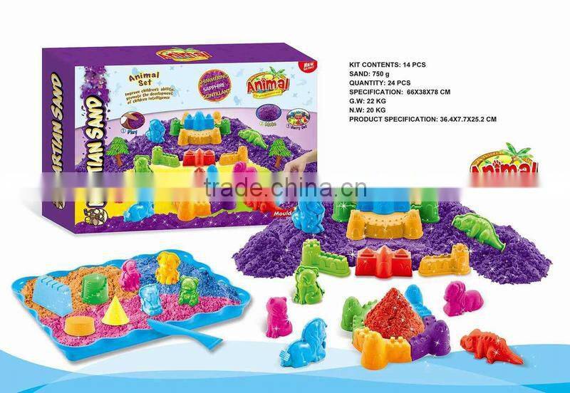 Animal Castle style of 750g 3D Magic Motion Sand with 9pcs mold & 1 table)