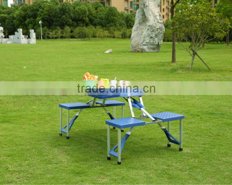 Outdoor Plastic Folding Table
