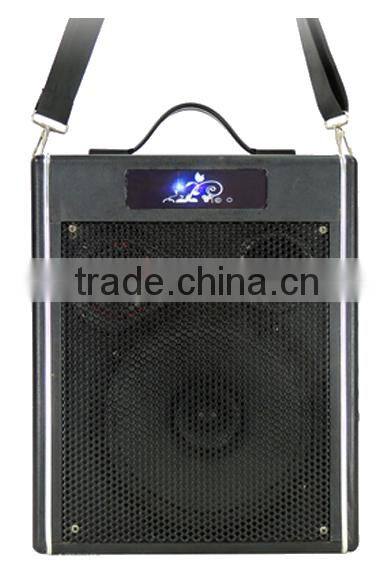 2016 new products mini portable wooden battery speaker with RC