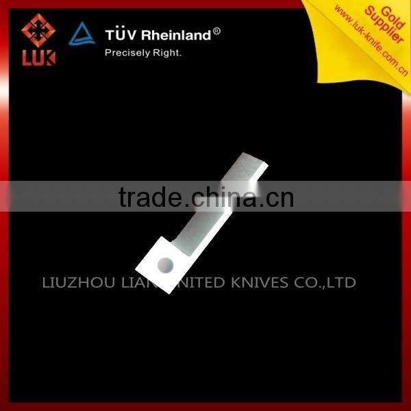 Irregular machine blade for steel sheet perforating