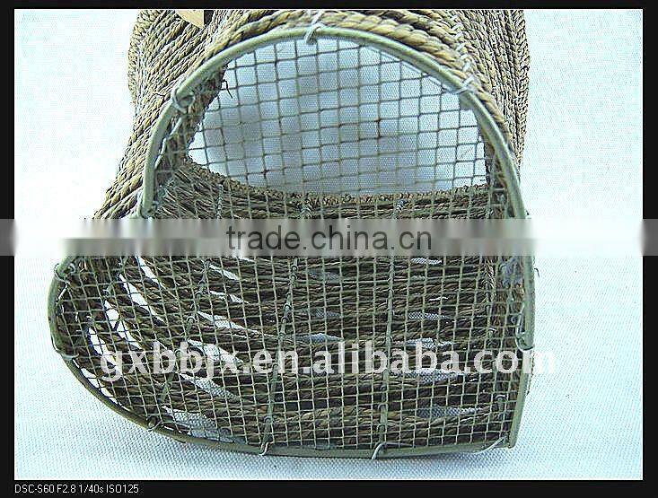 Seagrass wire heart shaped storage decorative waste paper baskets