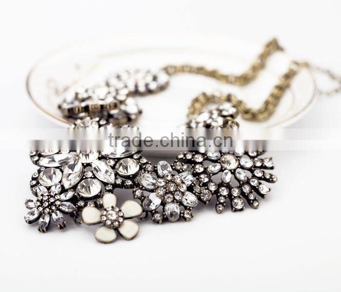 New design handmade women fashion alloy jewelry necklace