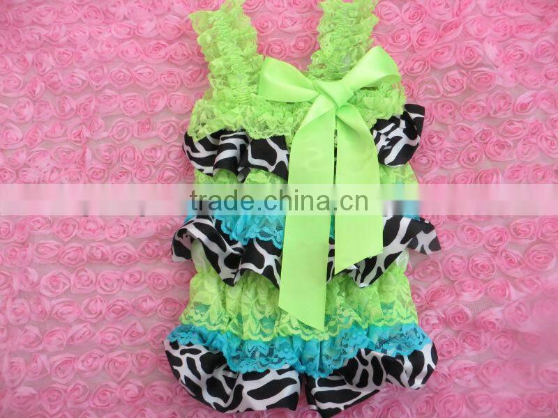 Wholesale Baby Wear Gorgeous Pink with Rompers Ruffles Straps and Satin Bow