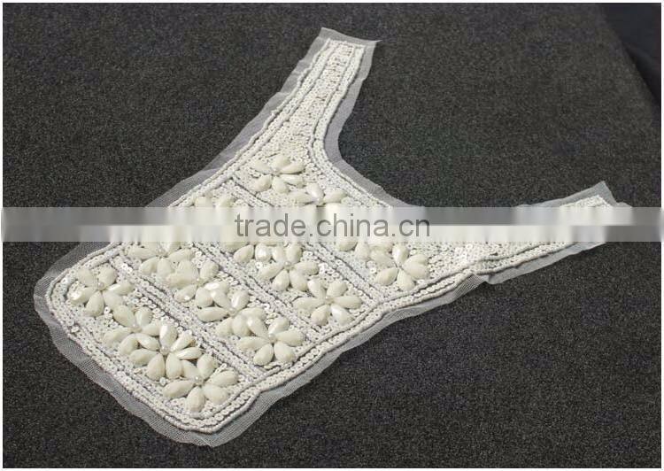 Garment accessories Flower trims,Cheap OEM/ODM White Acrylic Beads Handmade Sew on Net Cloth Collar