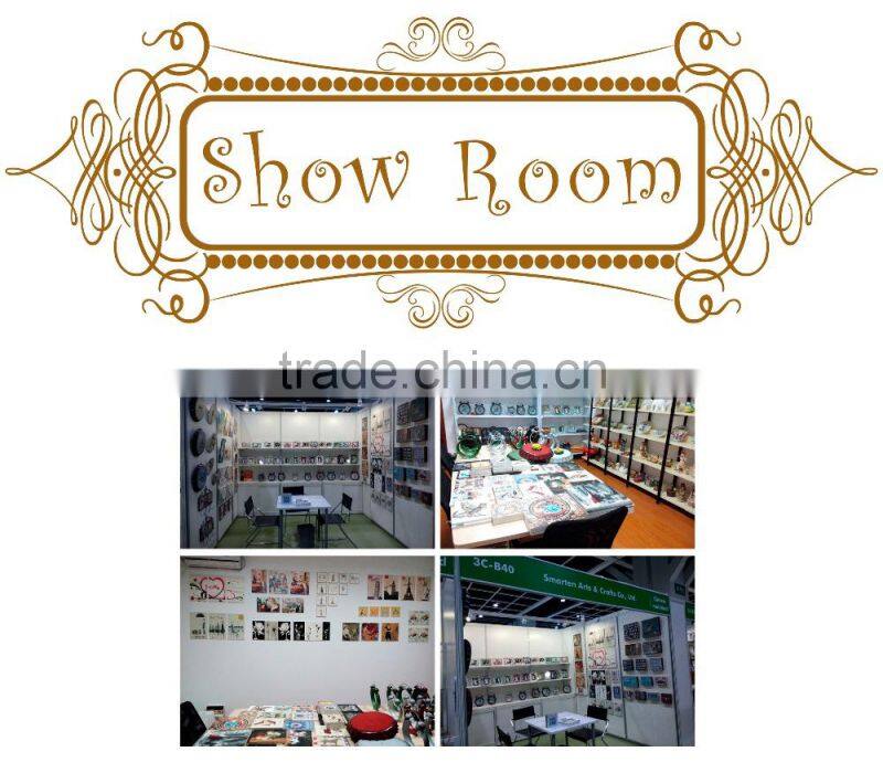 Resin small animal figurines wall hanging sculpture