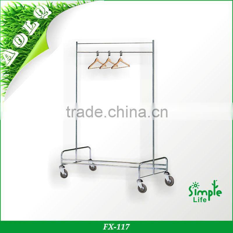 Pipe Coat Hanger Large With Wheels