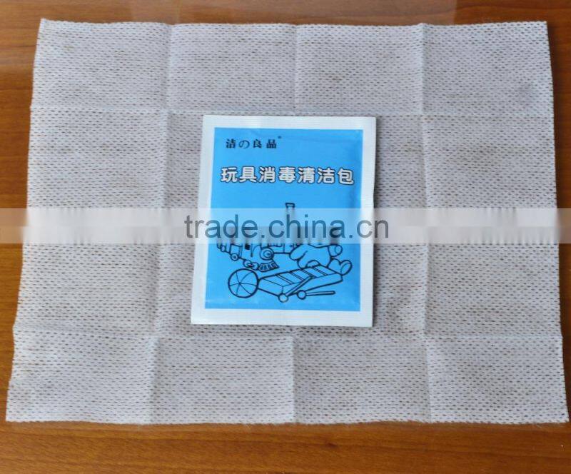 OEM welcome food grade toy cleaning wet wipes