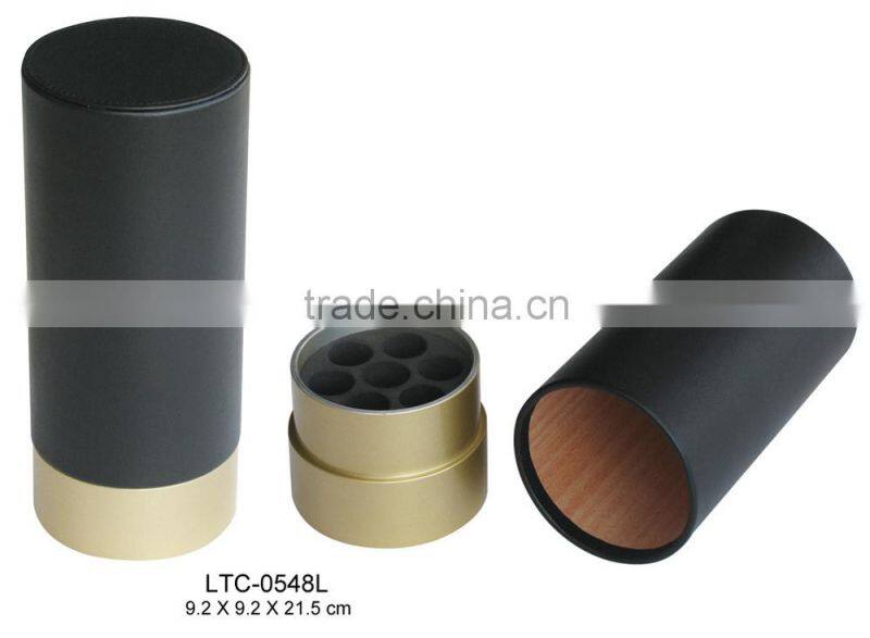 Cylinder shape portable cigar humidor for sale