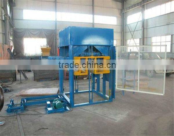 Automatic pallet feeder for block machine