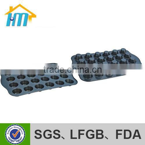 non-stick 6 cups wilton cake pans