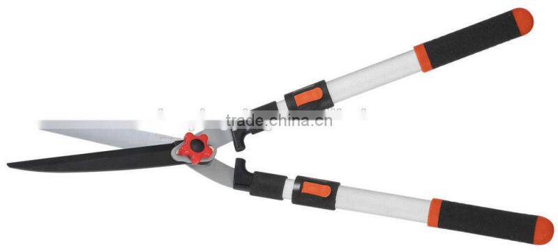 telescopic tree pruner for cutting high trees