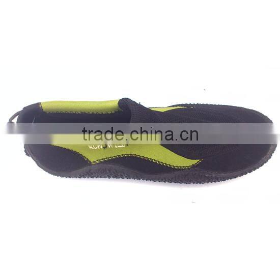 Man's new stylish neoprene mesh rubber beach shoes