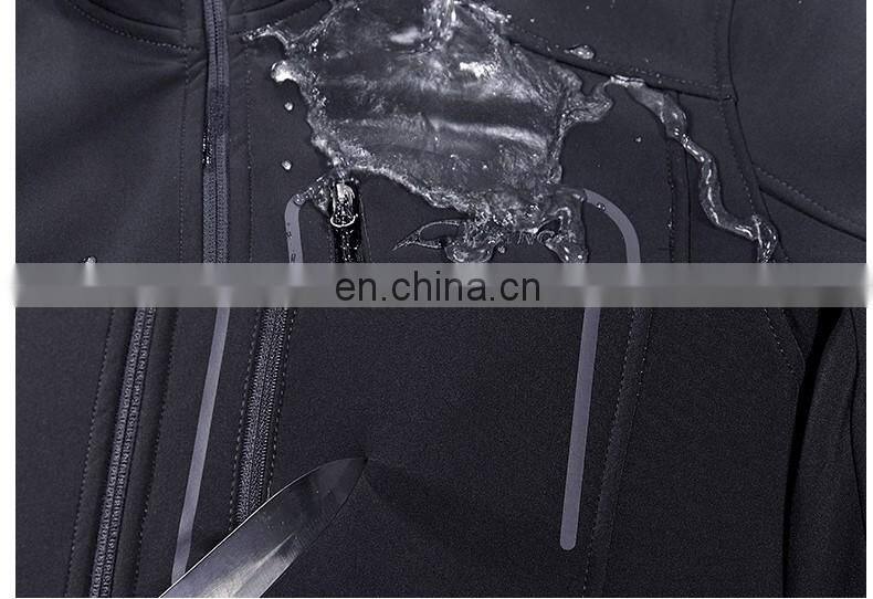 Custom Waterproof Softshell Jacket Breathable Outdoor Jacket For Men