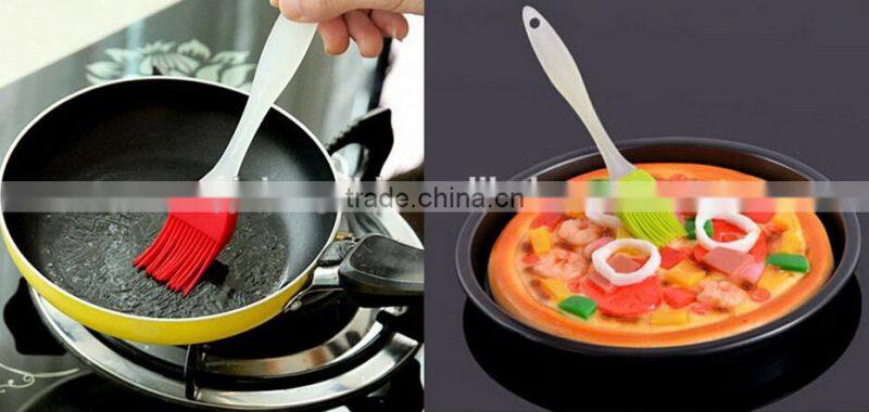 Hot Sale FDA and LFGB 100% Food grade Silicone Basting Pastry & Bbq Brushes Heat Resistant Kitchen Utensils