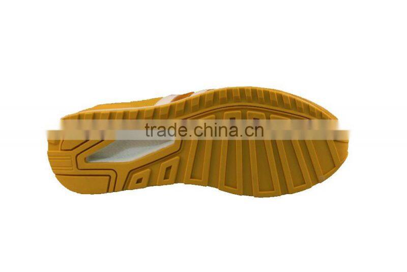 New style lightweigth ventilate running shoes for men