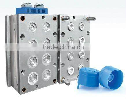 Automatic injection molding machine